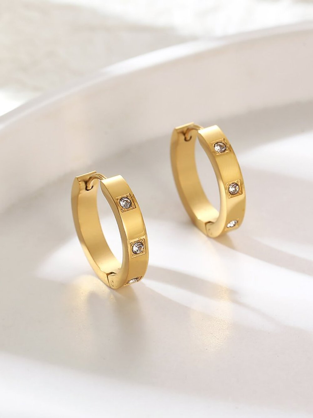 Gold Women's Exquisite Stainless Steel Cubic Zirconia Decor Hoop Earrings - Picture 7 of 8